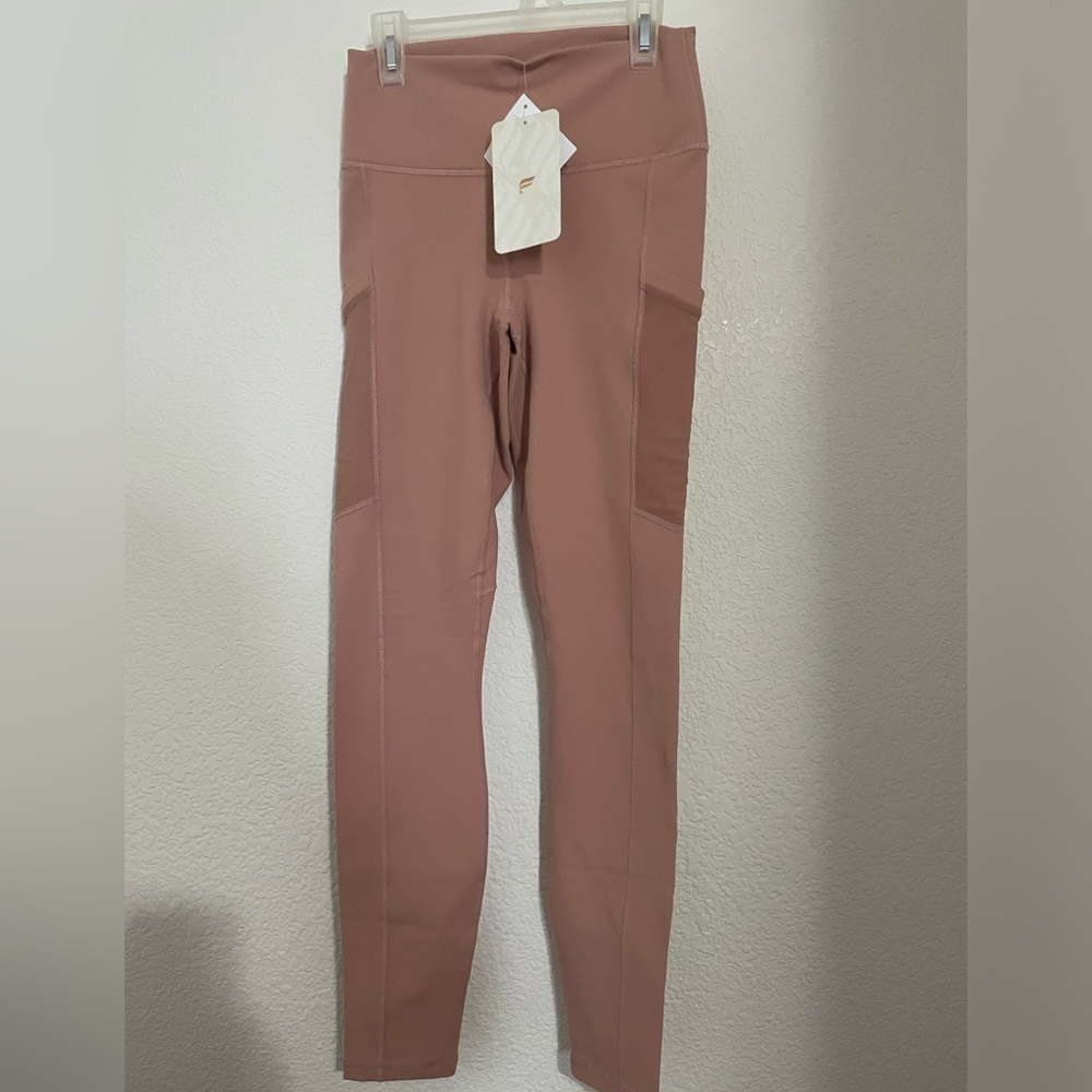 Fabletics On-the-Go High Waisted Leggings Color: Maplewood